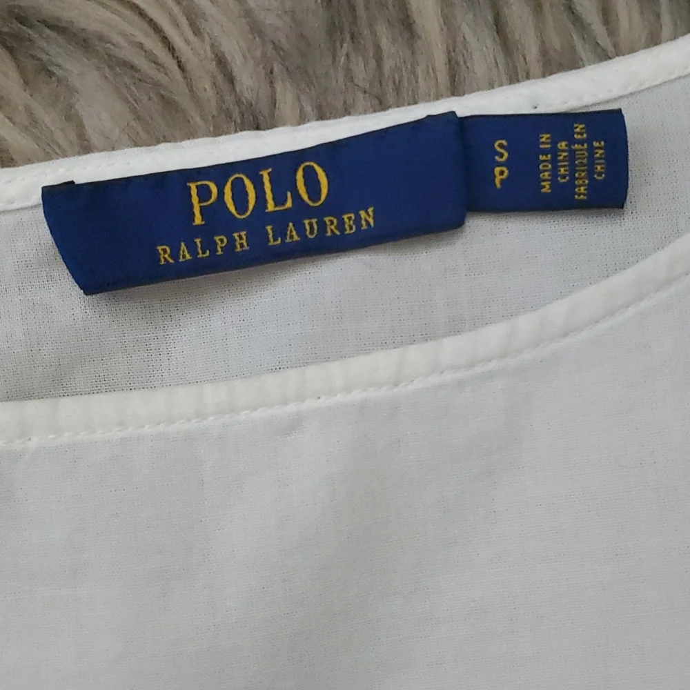 🌟 Ralph Lauren Eyelit bell sleeve poplin Top - Picture 4 of 5